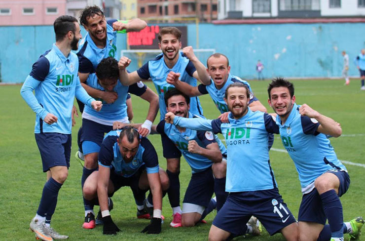 Pazarspor uzun zamandan sonra galibiyetle tanıştı