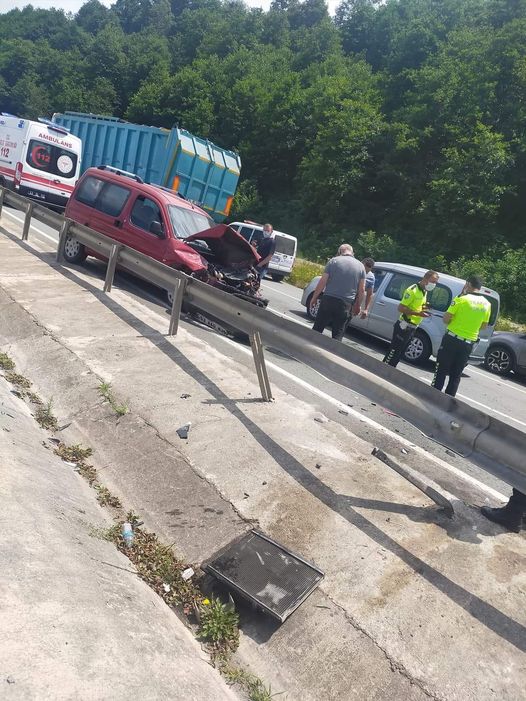 Rize Derepazarı’nda trafik kazası