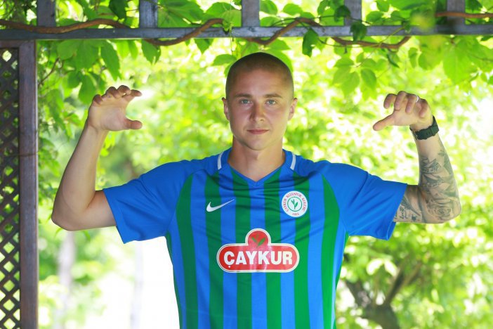 Ç.Rizespor’a İsveçli stoper