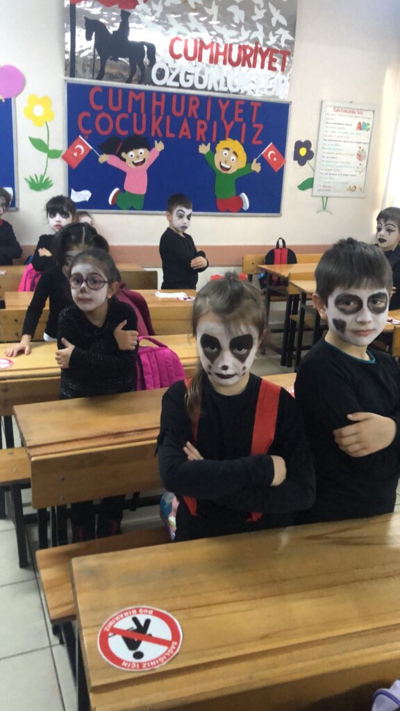 Rize Kurtuluş İlkokulu Öğrencilerinin 3.Aralık Dünya Engelliler Günü Çalışması