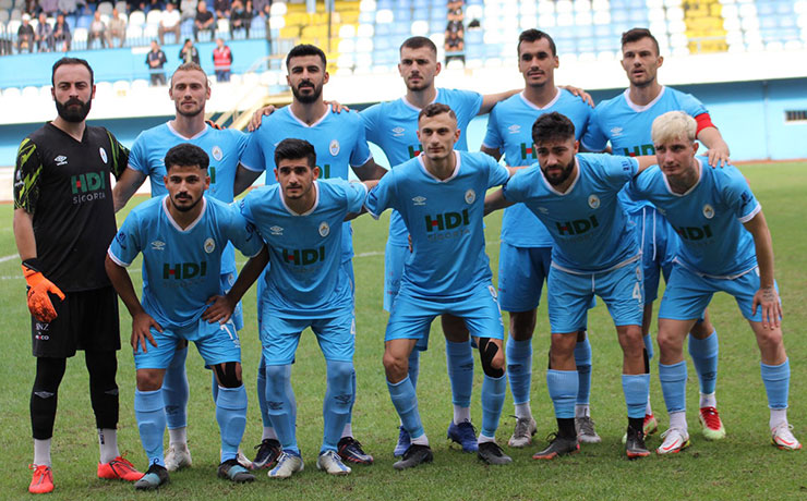 Pazarspor kan kaybediyor 0-2