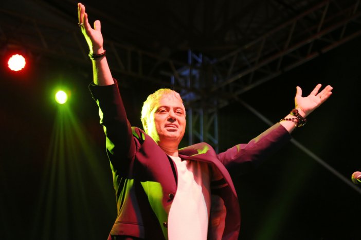 Rize Cengiz Kurtoğlu İle Coştu