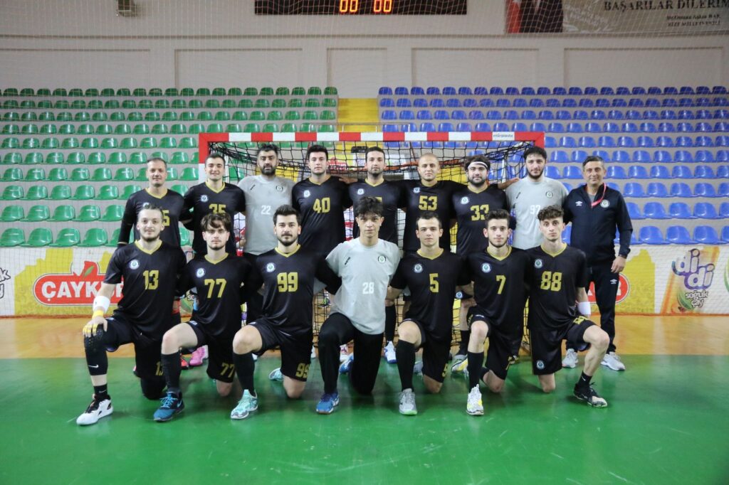 Rize Belediyespor Hentbol Takımı Evinde Galip