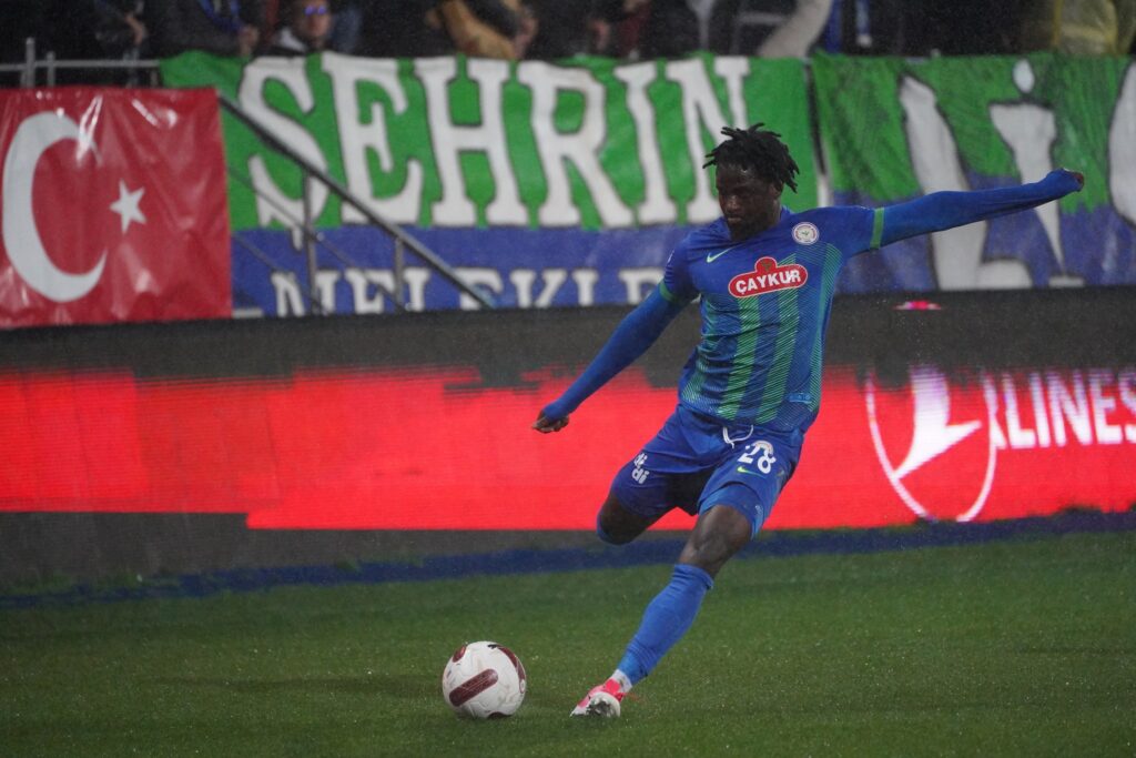 Ç.Rizespor’da David Akintola basınla buluştu