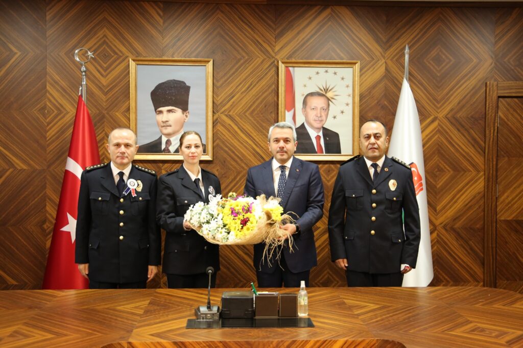 Rize Valisine 10 Nisan Polis Haftası Dolayısıyla Ziyaret
