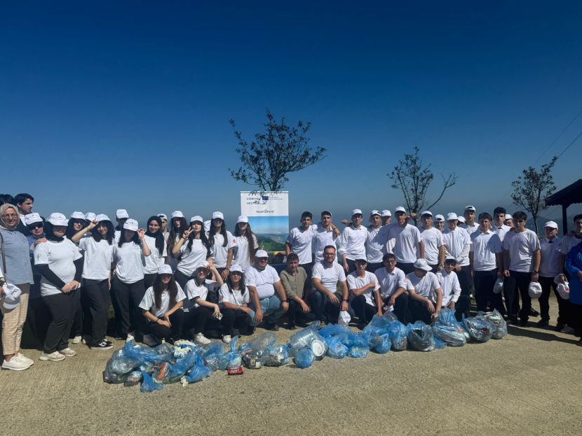 Rize’de Dünya Temizlik Gününde Çevreye Duyarlılık Etkinliği