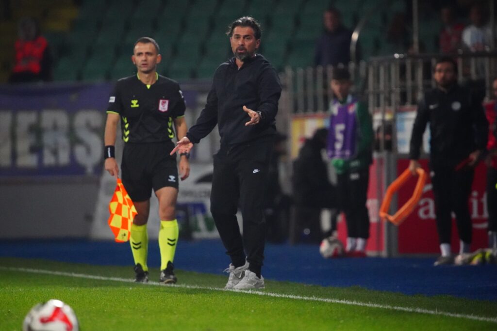 Ç.Rizespor Teknik Direktörü İlhan Palut, TRT Spor’un konuğu oldu