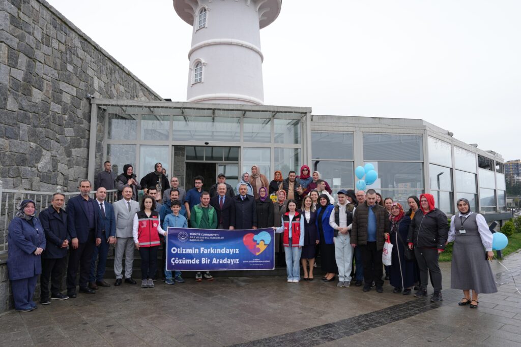 Rize’de Otizm Farkındalık Haftası