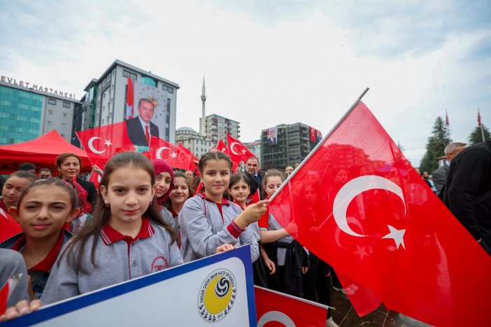 Rize ’de Cumhuriyet Coşkuyla Kutlandı   