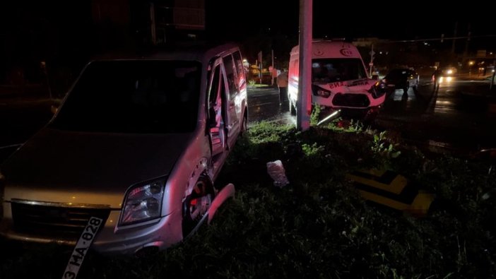 Rize  ambulans kaza yaptı yaralılar var